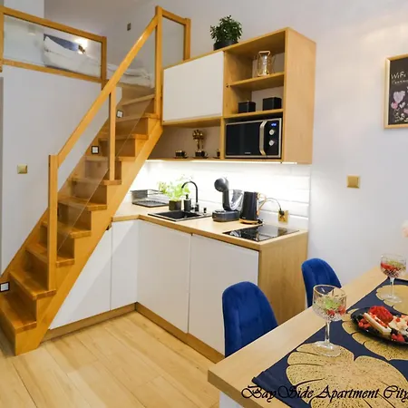 Bayside Center Apartman *