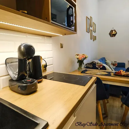 Bayside Center Apartman *