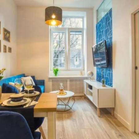 Bayside Center Apartment