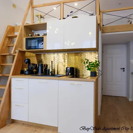 Bayside Center Apartman